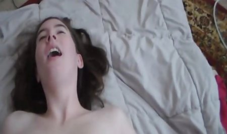 سکس آرام یک زن و شوهر سیاه سکسکردن متحرک کنار استخر