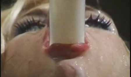 رابطه عکس سکس وکوس جنسی روی تشک حیاط خلوت